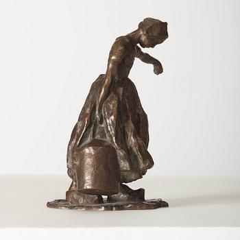 Carl Milles, Woman carrying water.