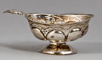 SUPKOPP, silver, troligen Sven Christoffer Holmström Ulricehamn 1838. Vikt ca 33 gram.