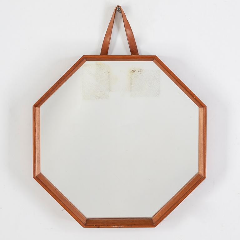 A late 20th century mirror.