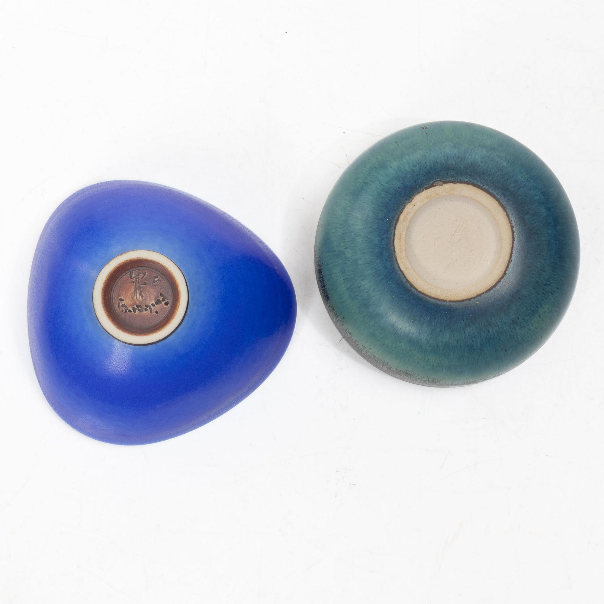 Berndt Friberg, & Stig Lindberg, a set of five stoneware bowls, Gustavsbergs Studio, 1950s–60s.