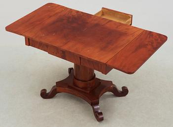 BORD, Karl Johan, 1800-talets första hälft.