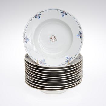 MATSERVIS, ca 64 delar, porslin, Weimar, Tyskland tidigt 1900-tal.