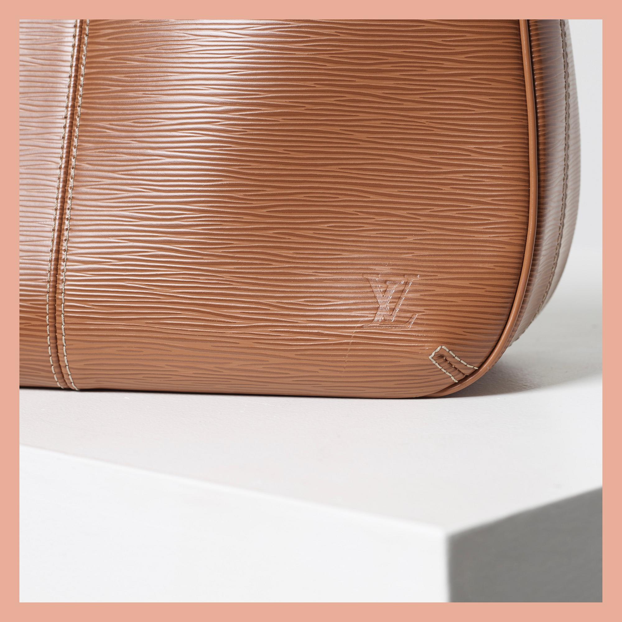 VÄSKA, Epi, Louis Vuitton.