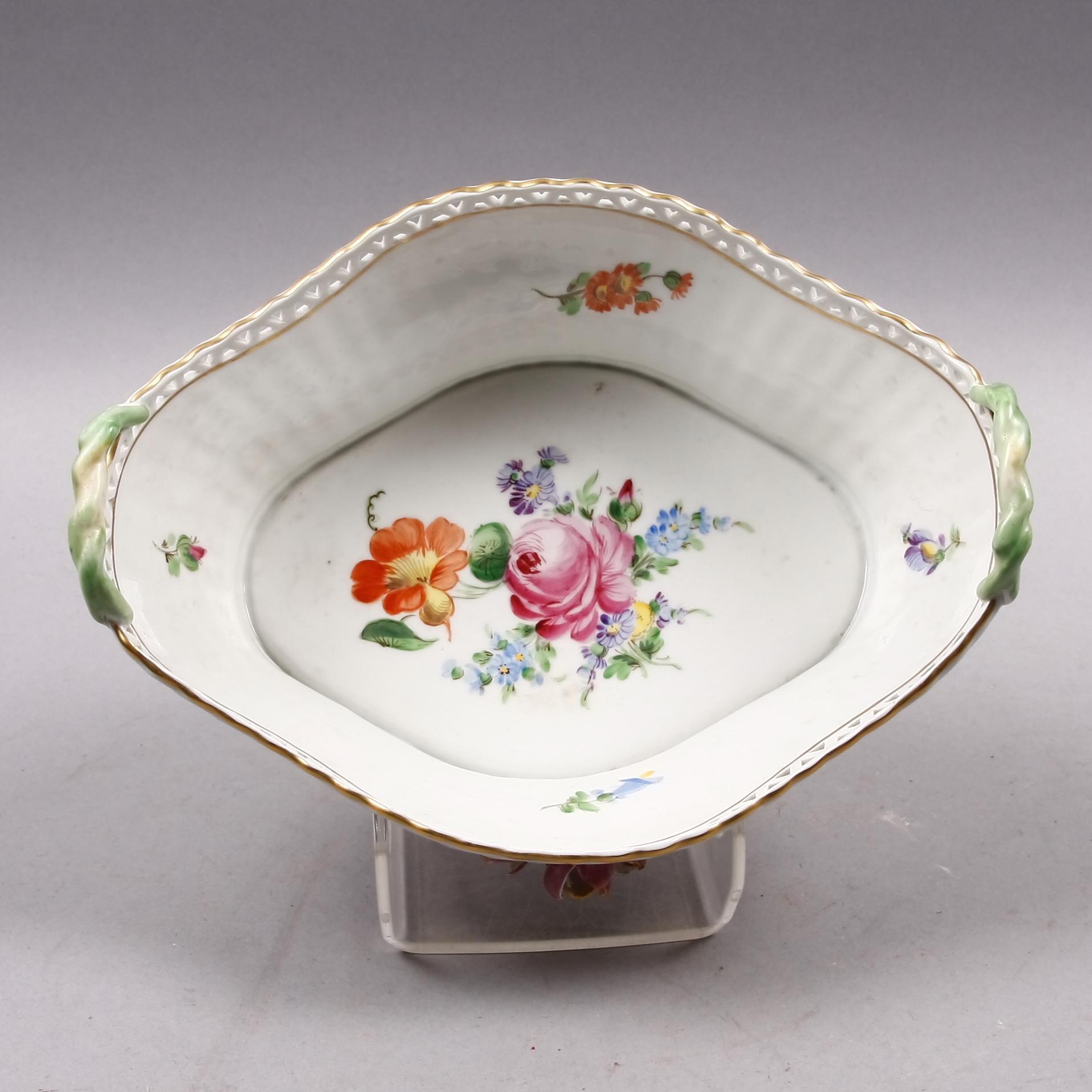 SKÅL, porslin, rokokostil, Dresden.