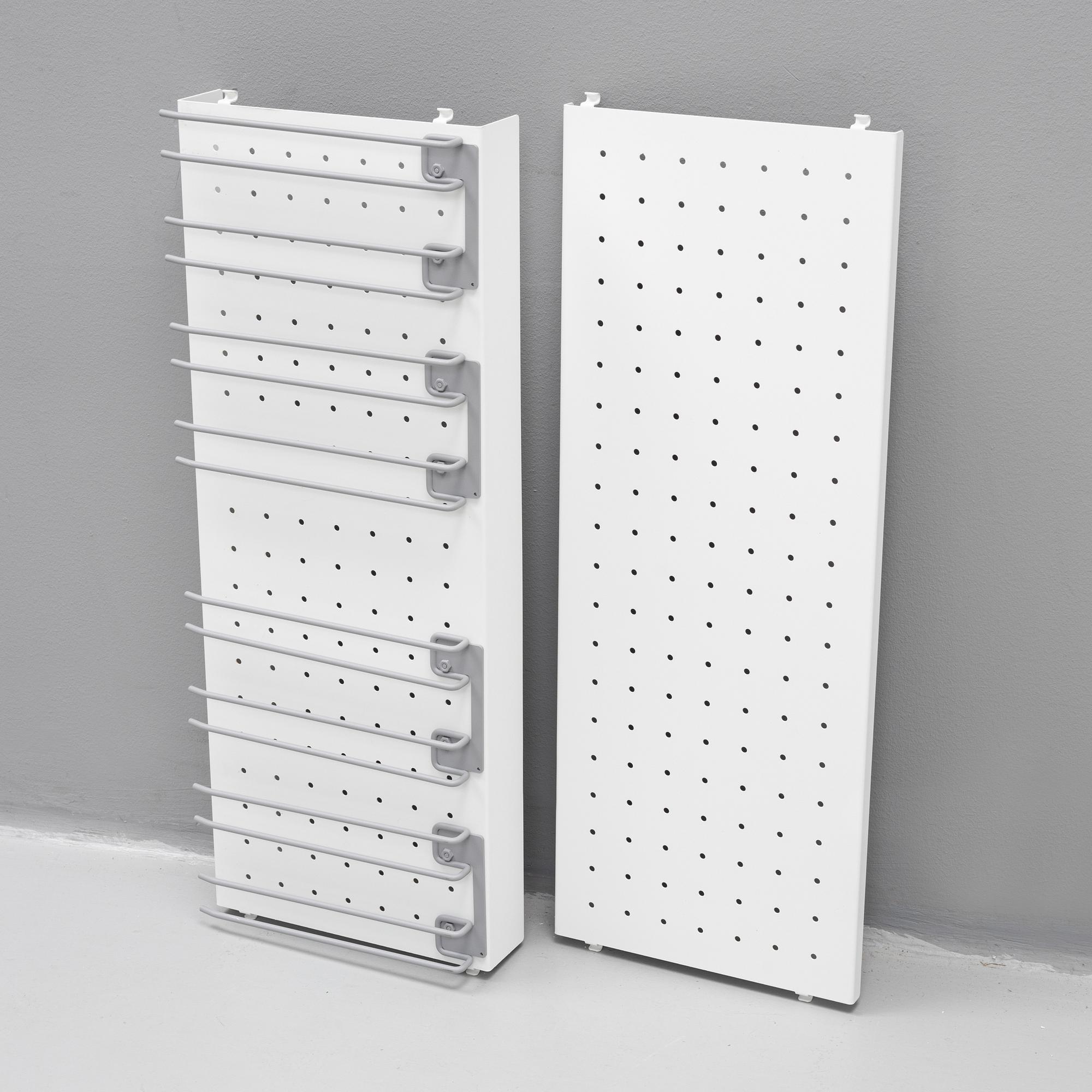 Nils Strinning, a 'String' shelving system.