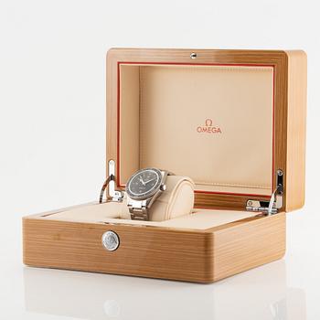 Omega, Seamaster 300, Master Co-Axial, Chronometer, armbandsur, 41 mm.