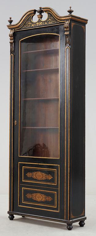 VITRINSKÅP, nyrenässans, tidigt 1900-tal.