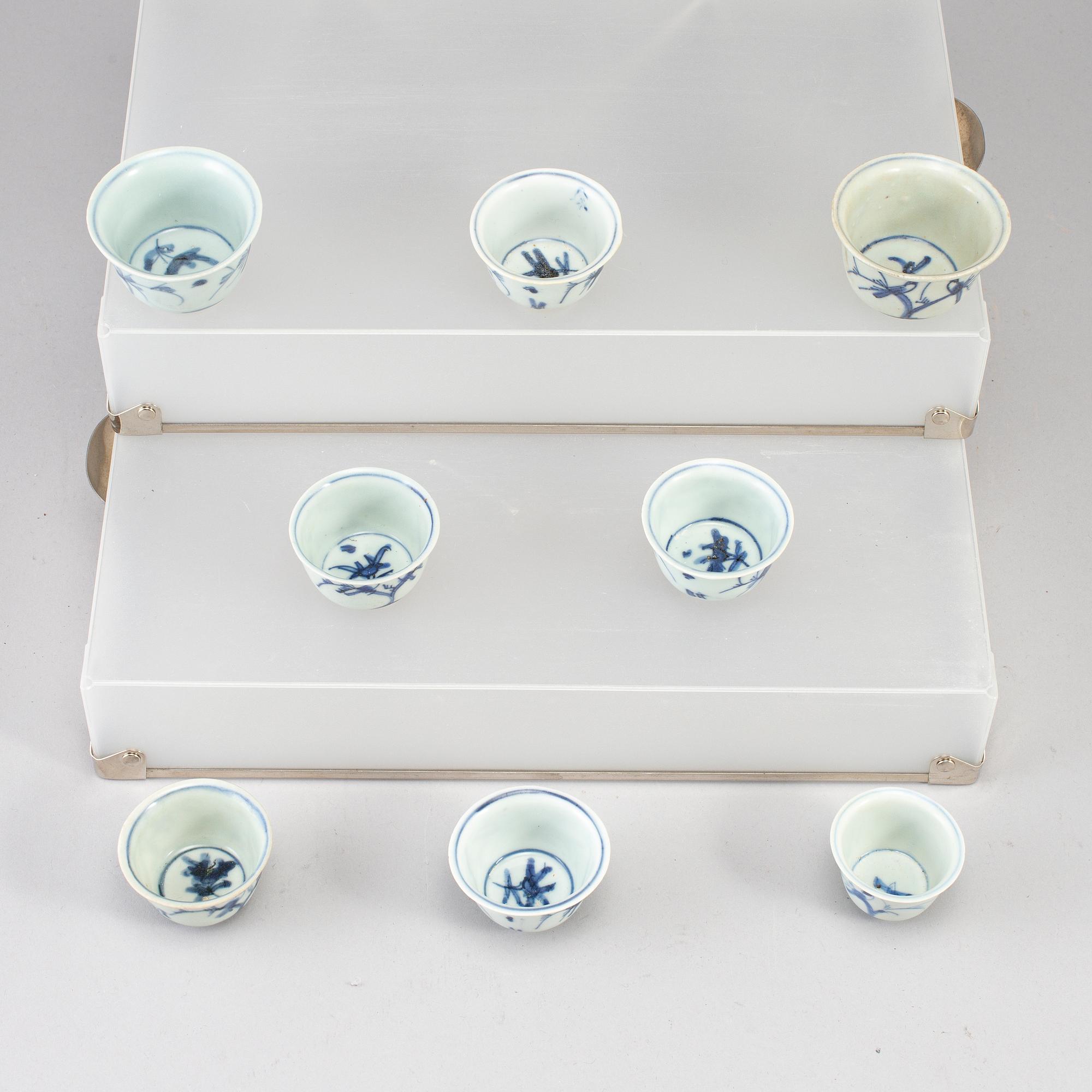 Eight blue and white cups, Ming dynasty (1368-1644).