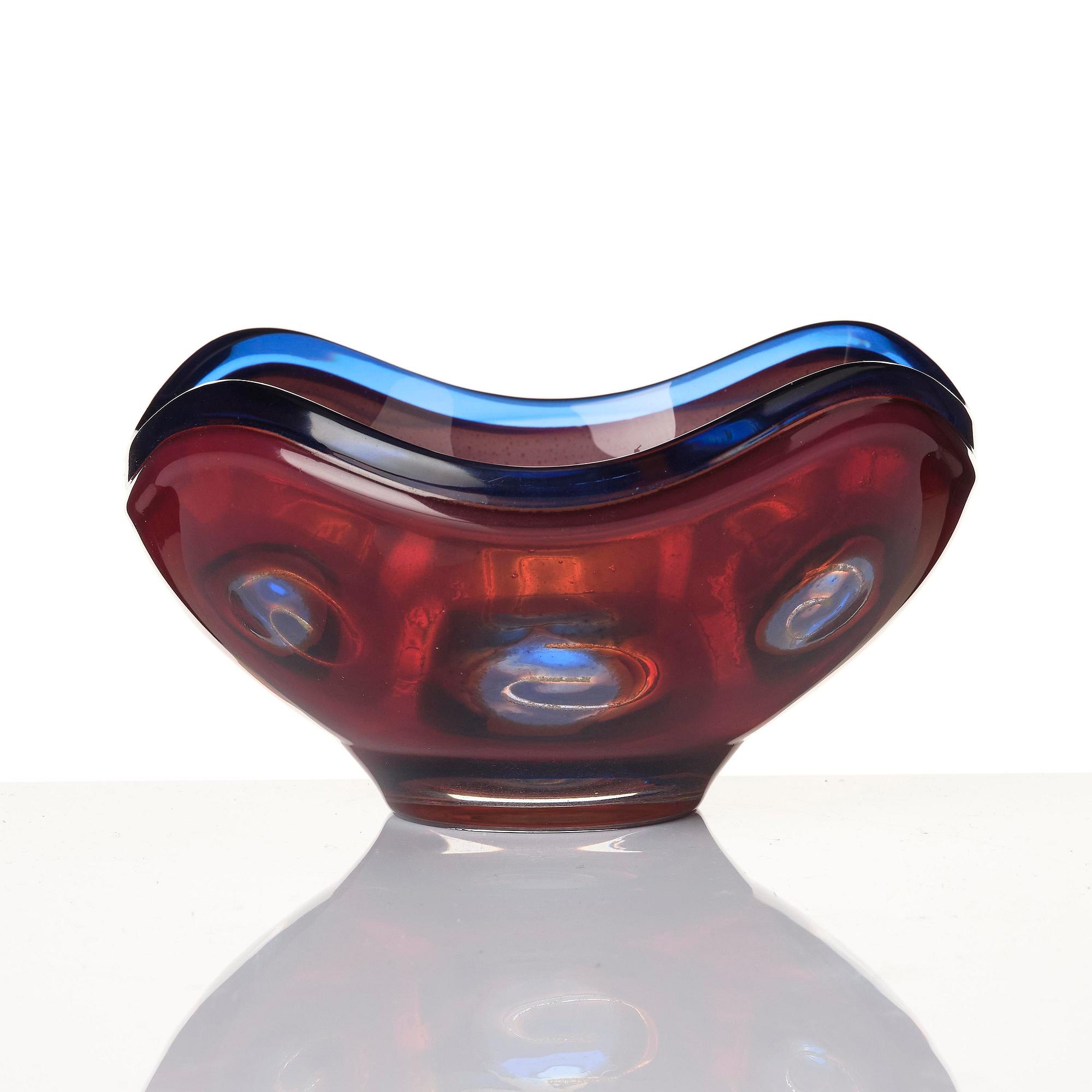 Sven Palmqvist, a ravenna glass bowl, Orrefors, Sweden, 1957, no 1118.