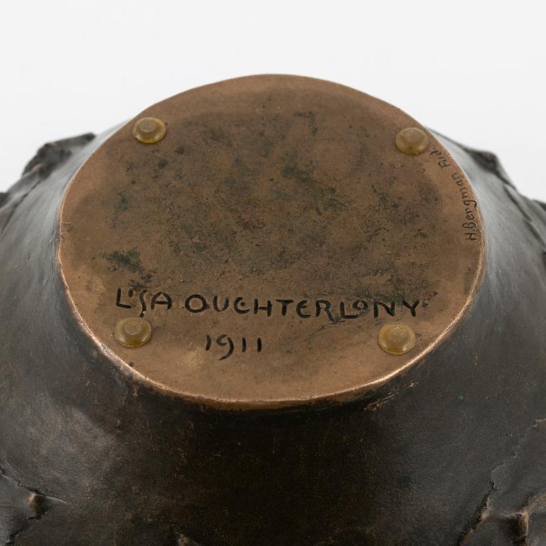 Lisa Ouchterlony, skål, brons, Jugend, Herman Bergman fud.