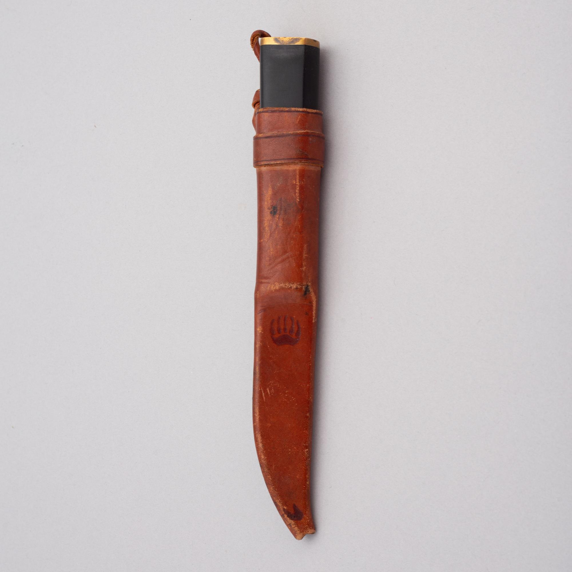 Tapio Wirkkala, A puukko knife for Hackman, Finland. Desiged in 1961.