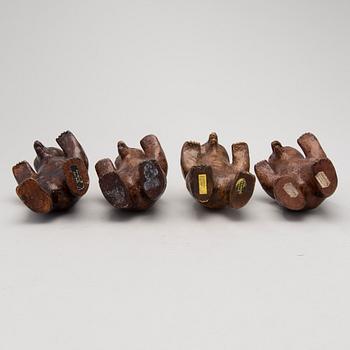 SKULPTURER, 16 st björnar, Carl Roos, Hammerdal. Design 1955.