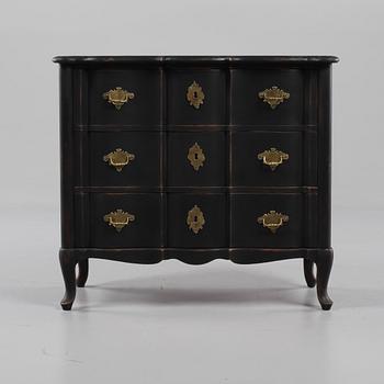 BYRÅ, barockstil, omkring 1900-talets mitt.