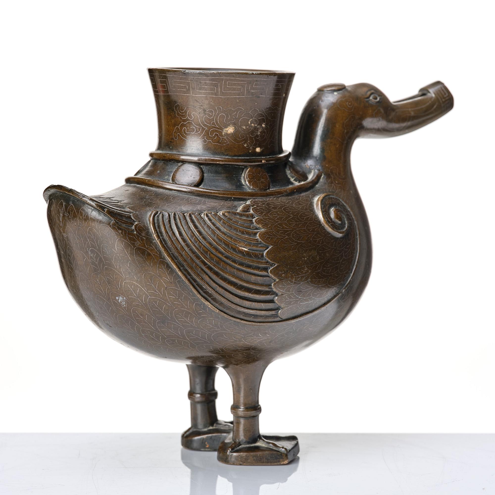 Kanna/kärl, brons. Arkaiserande modell, Qingdynastin (1644-1912).