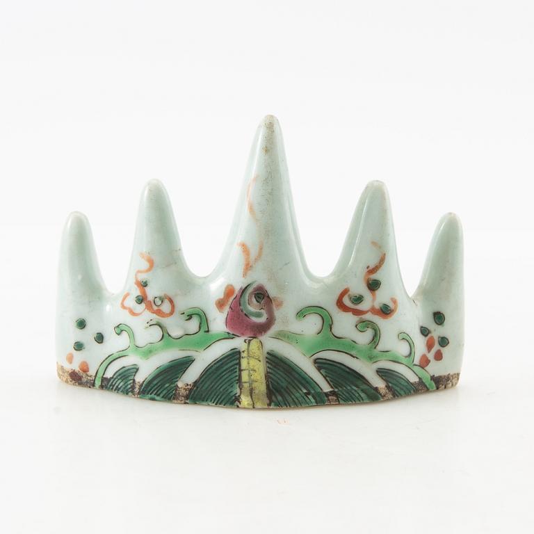Brush holder China Jiaqing (1796-1820) porcelain.