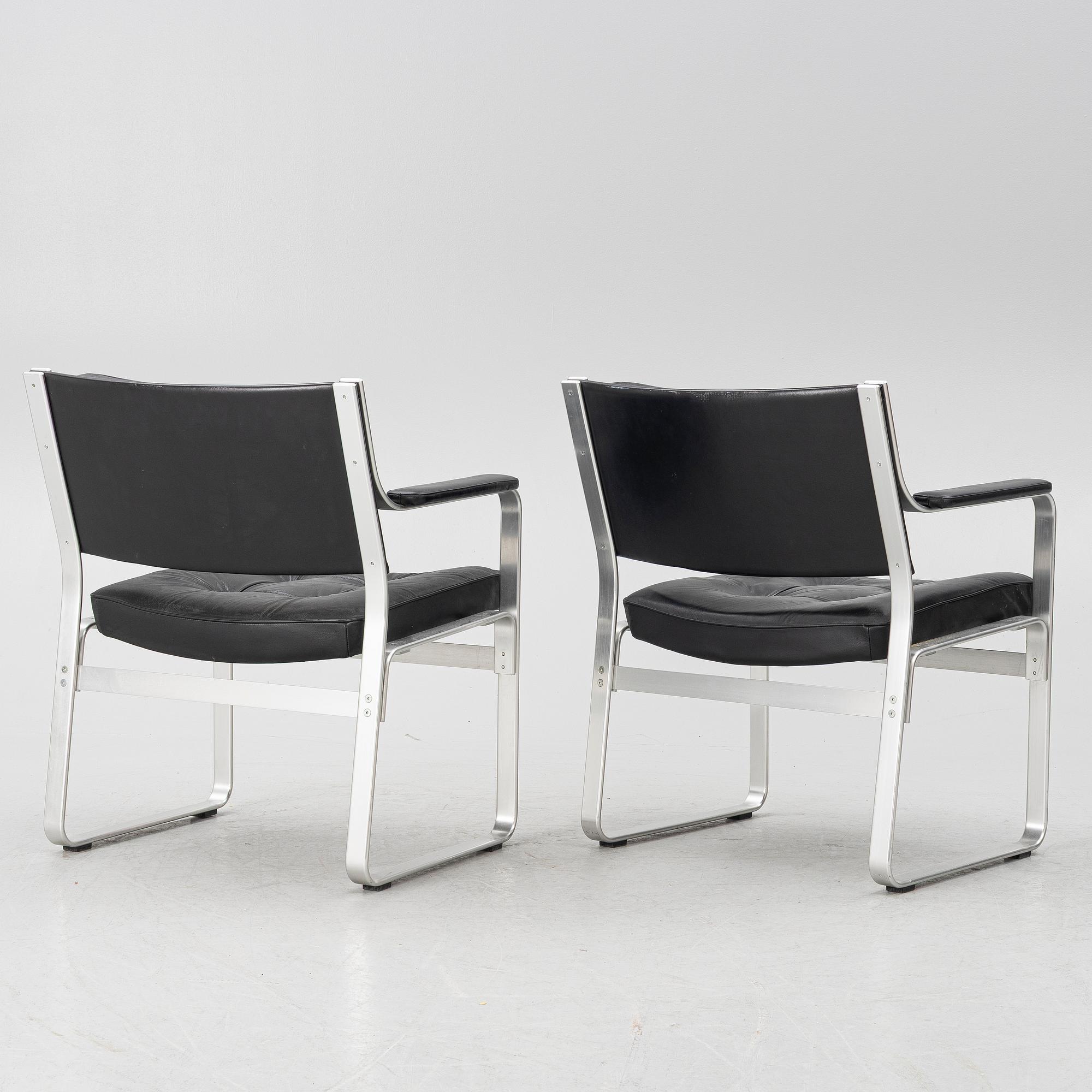 Karl Erik Ekselius, a pair of "Mondo" armchairs, JOC Möbel, late 20th century.