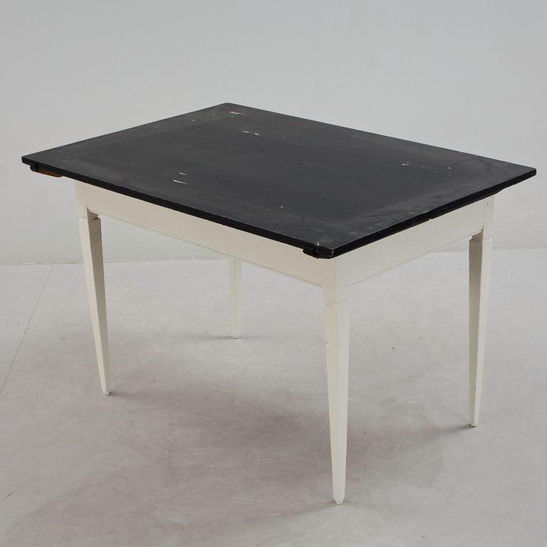BORD, 1800/1900-tal.