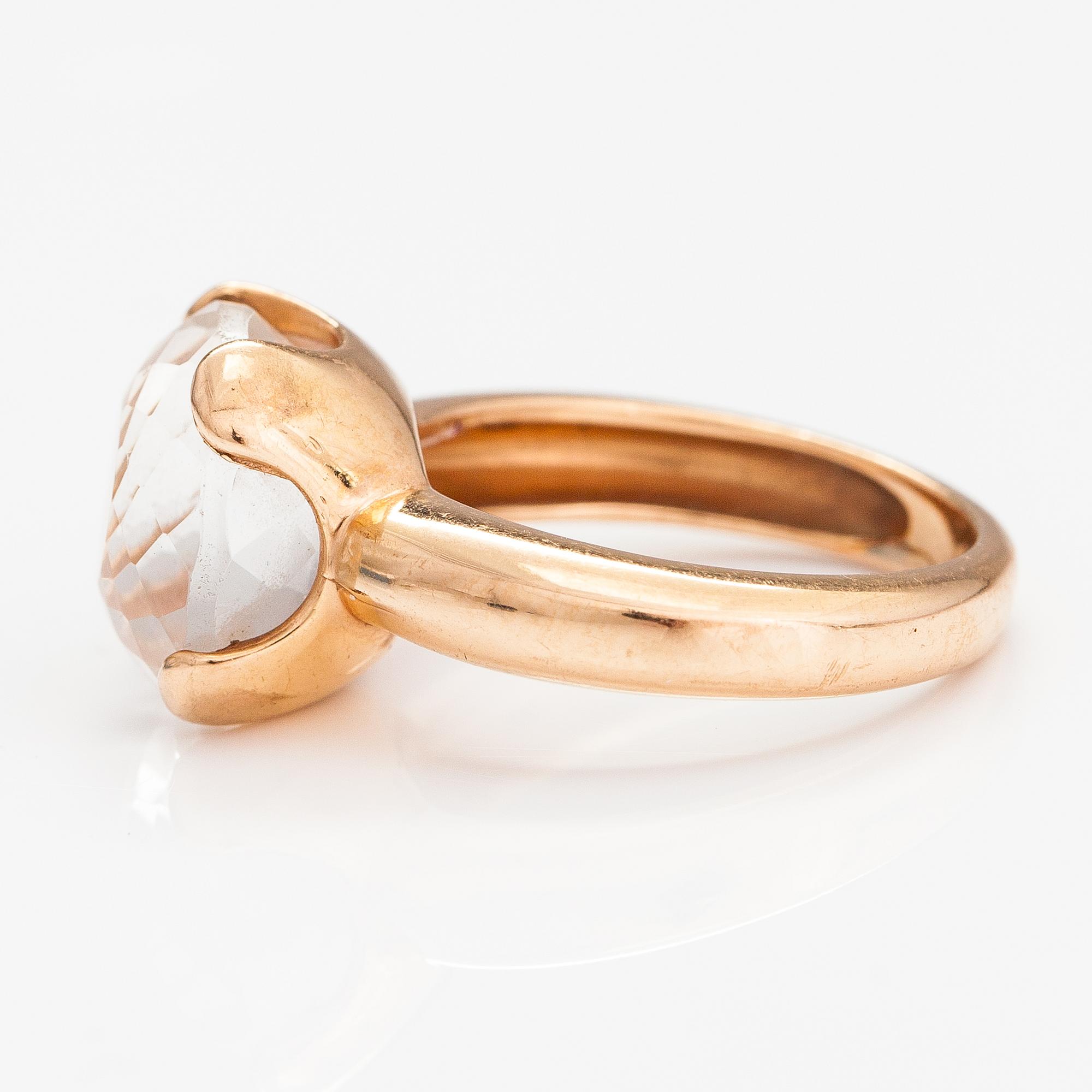 An 18K gold ring with a rock crystal. Le-Gi, Italy.