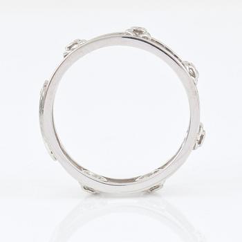 RING, Bliss, Italien. genombruten 18K vitguld med diamant på logoplatta 0.007ct.