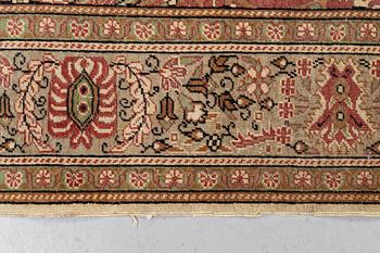 Carpet, Oriental/Eastern Europe, ca 297 x 196 cm.