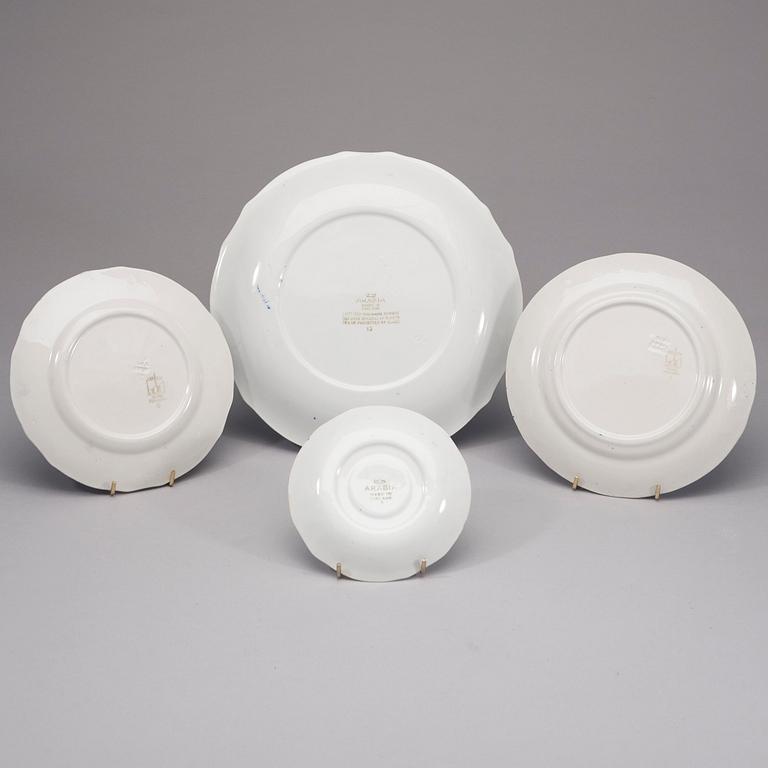 SERVIS, 49 delar, porslin, "Blått Landskap", design Reinhard Richter, Arabia, 1941-64.