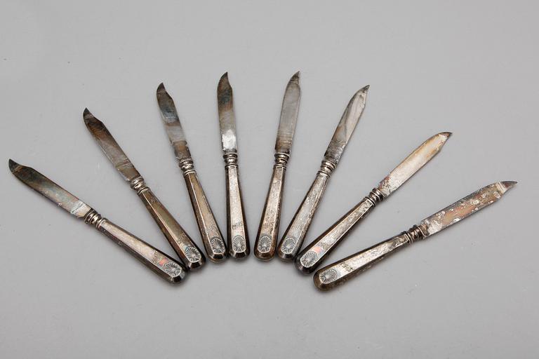 PARTI BESTICK, 33, silver, mestadels Finland. Total vikt ca 805 gram.