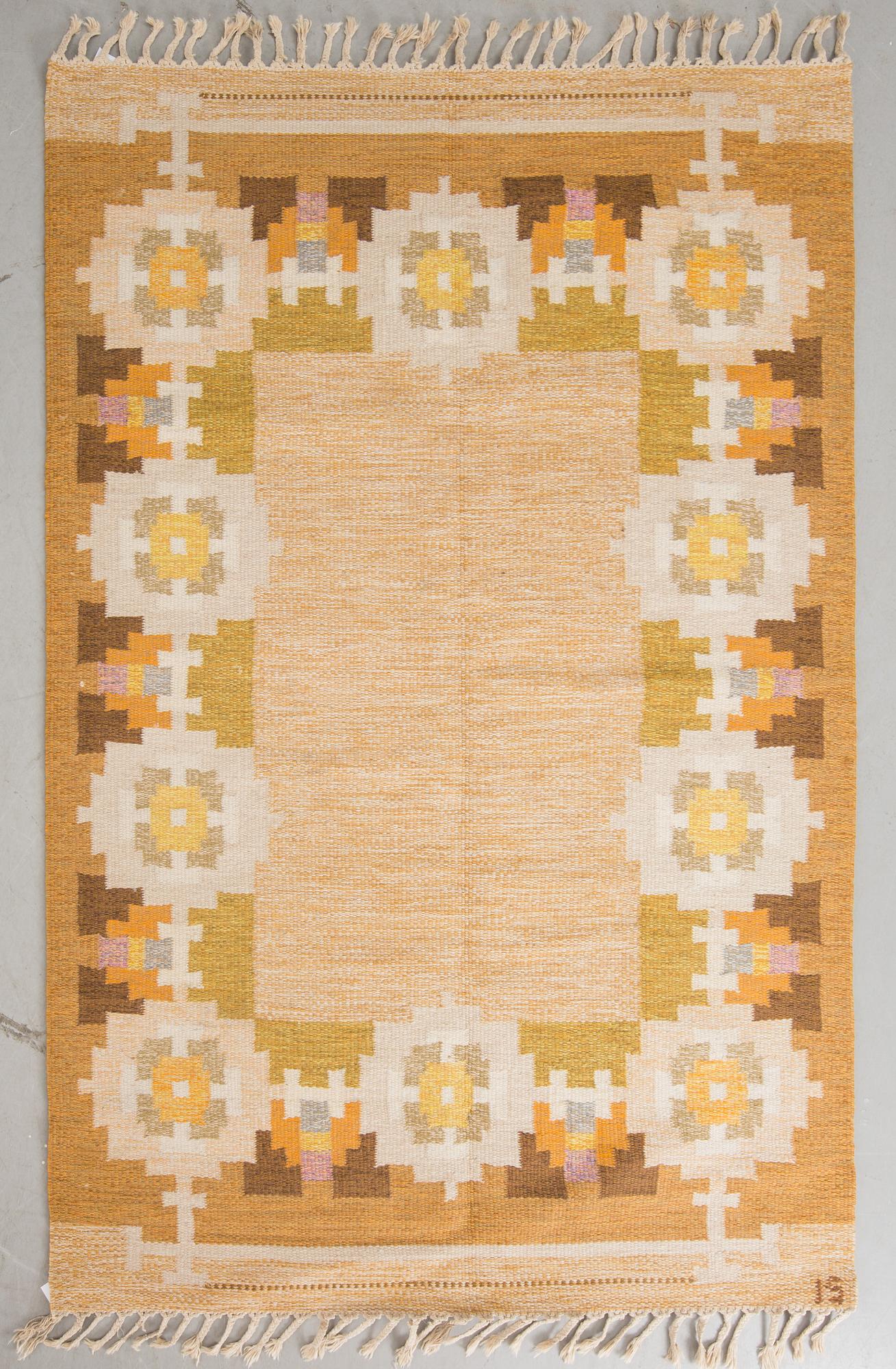MATTA, rölakan, signerad IS (Ingegerd Silow), ca 203 x 136 cm.
