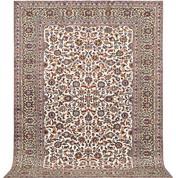 A carpet, Kashan, ca 356 x 248 cm.