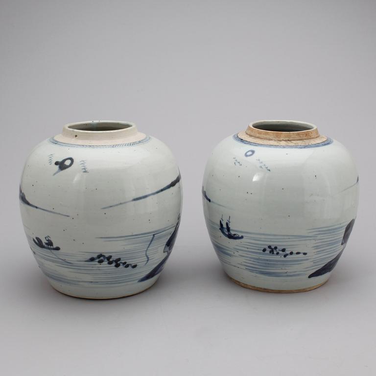 BOJANER, 2 st, porslin, Kina, 1700/1800-tal.