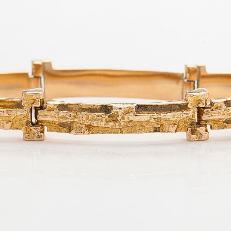 Björn Weckström, a 14K gold bracelet 'Tundra' for Lapponia 1973.