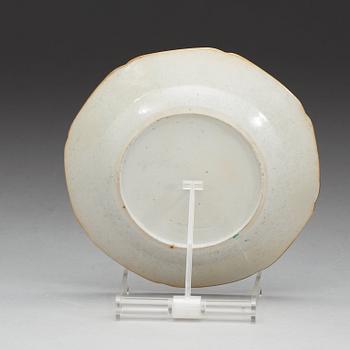 ASSIETTER, åtta stycken, kompaniporslin. Qing dynastin, Qianlong (1736-95).