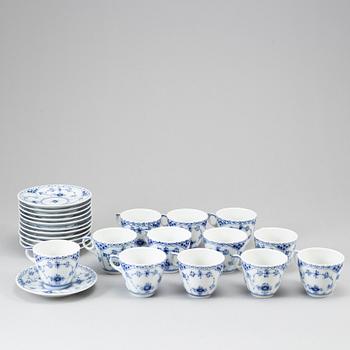 A Royal Copenhagen musselmaalet coffe service, Denmark, 20th Century. (28 pieces).