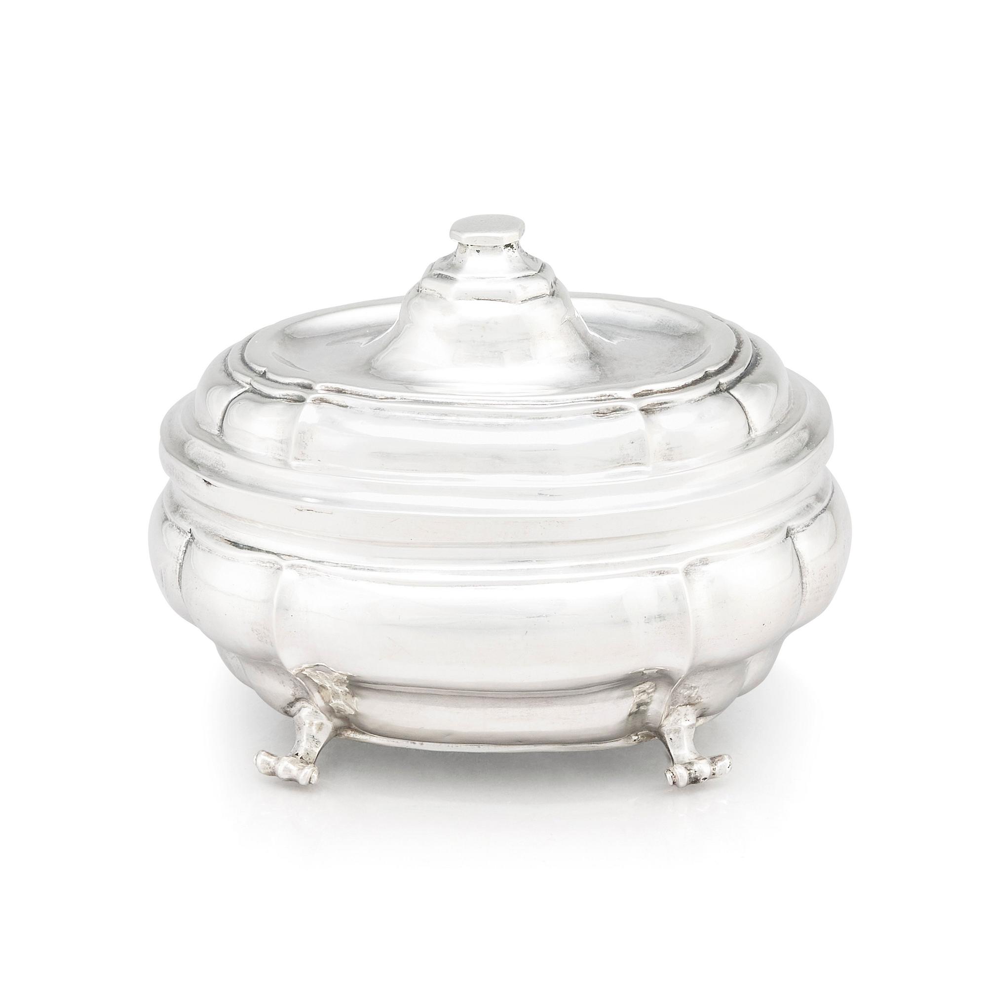 Sockerskrin, silver, troligen Andreas Schneider (1759-1761), Augsburg. Rokoko.