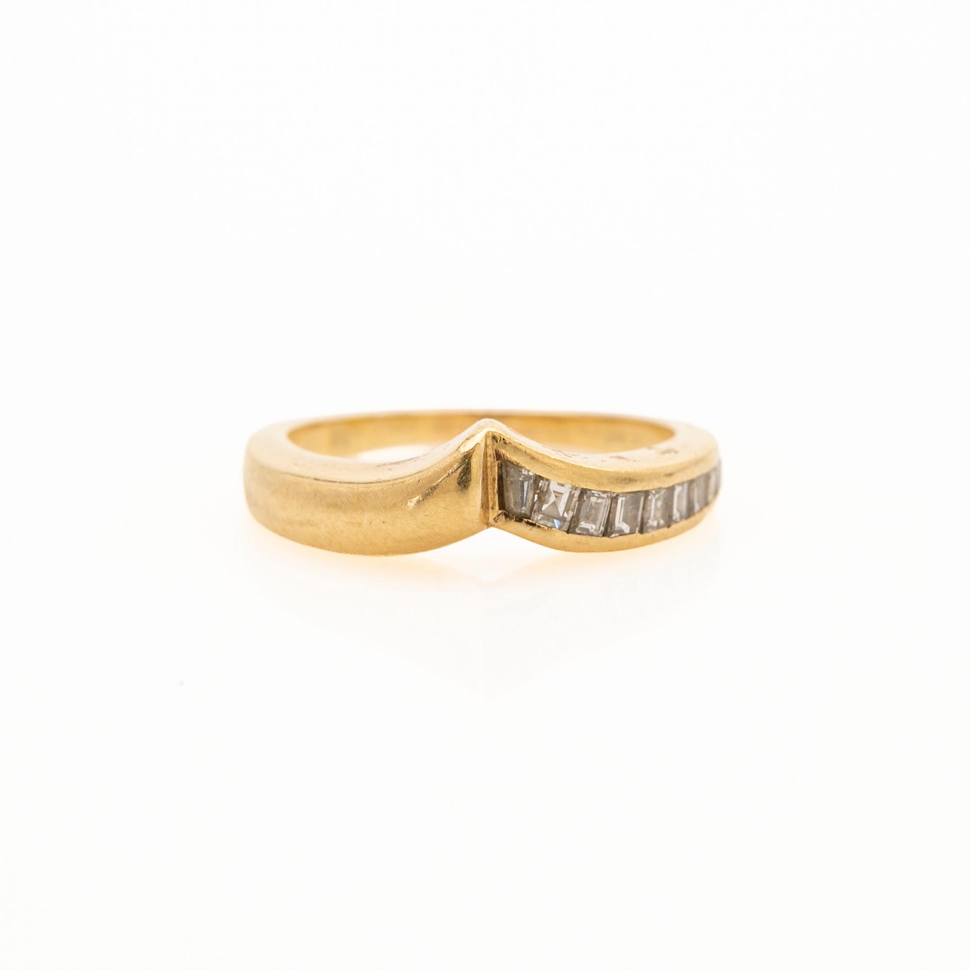 Ring, 14K gold with diamonds, Willy Wiemann.