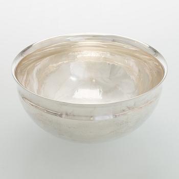 Tapio Wirkkala, a 'TW 341' silver bowl, Kultakeskus, Hämenlinna 1965.