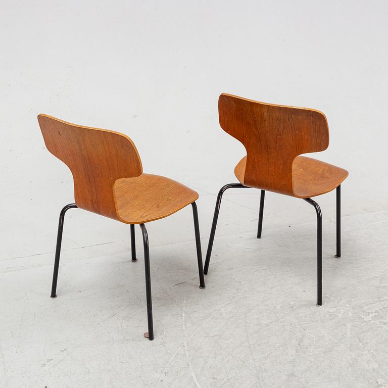 Arne Jacobsen, a pair of model '3103' teak children's chairs, Fritz Hansen, Denmark, 1970.