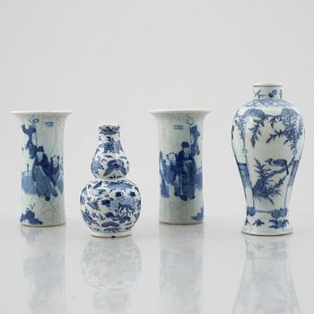 A group of four porcelain vases, Qing dynasty, 19th century/around 1900.