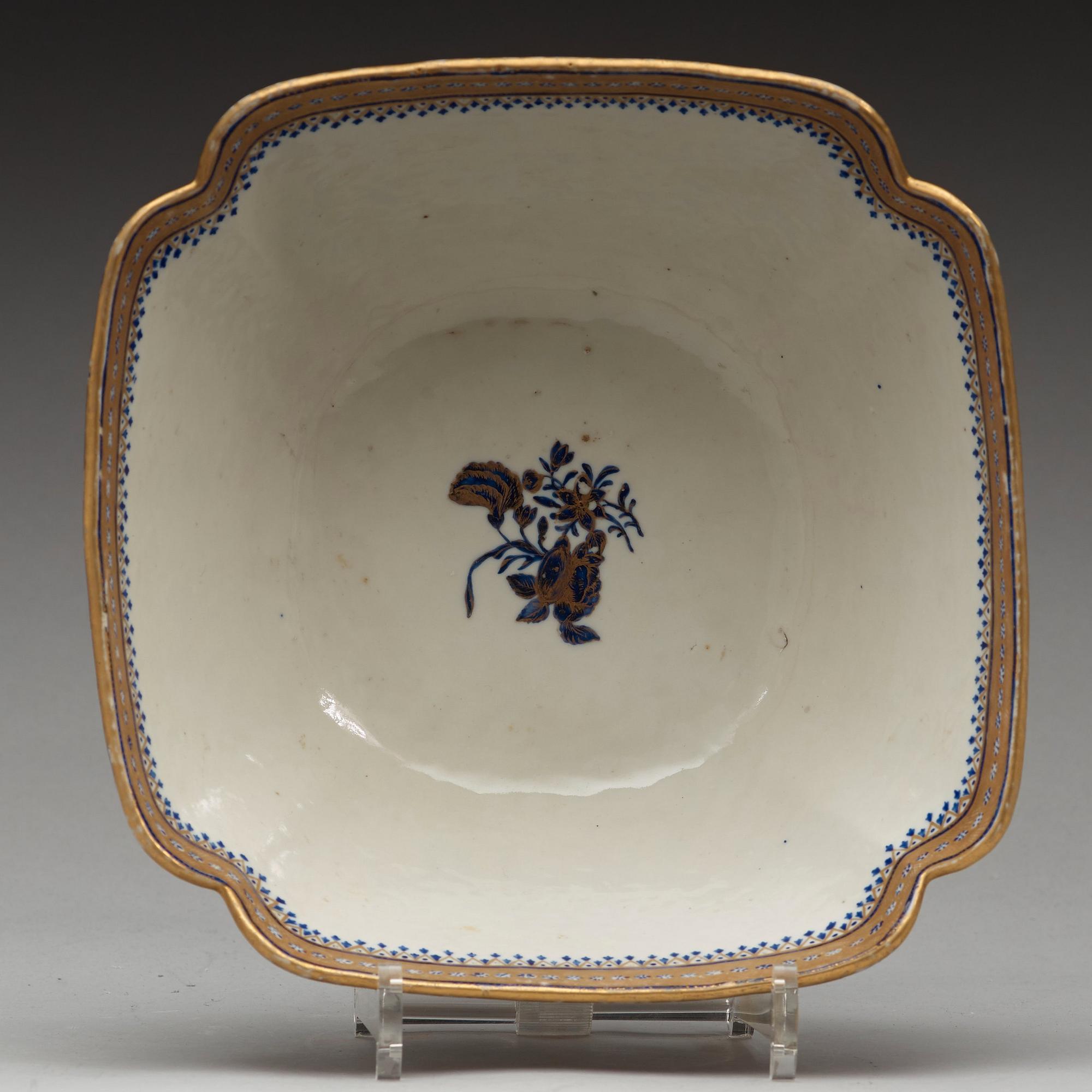 SKÅL, kompaniporslin. Qingdynastin, Jiaqing (1796-1820).