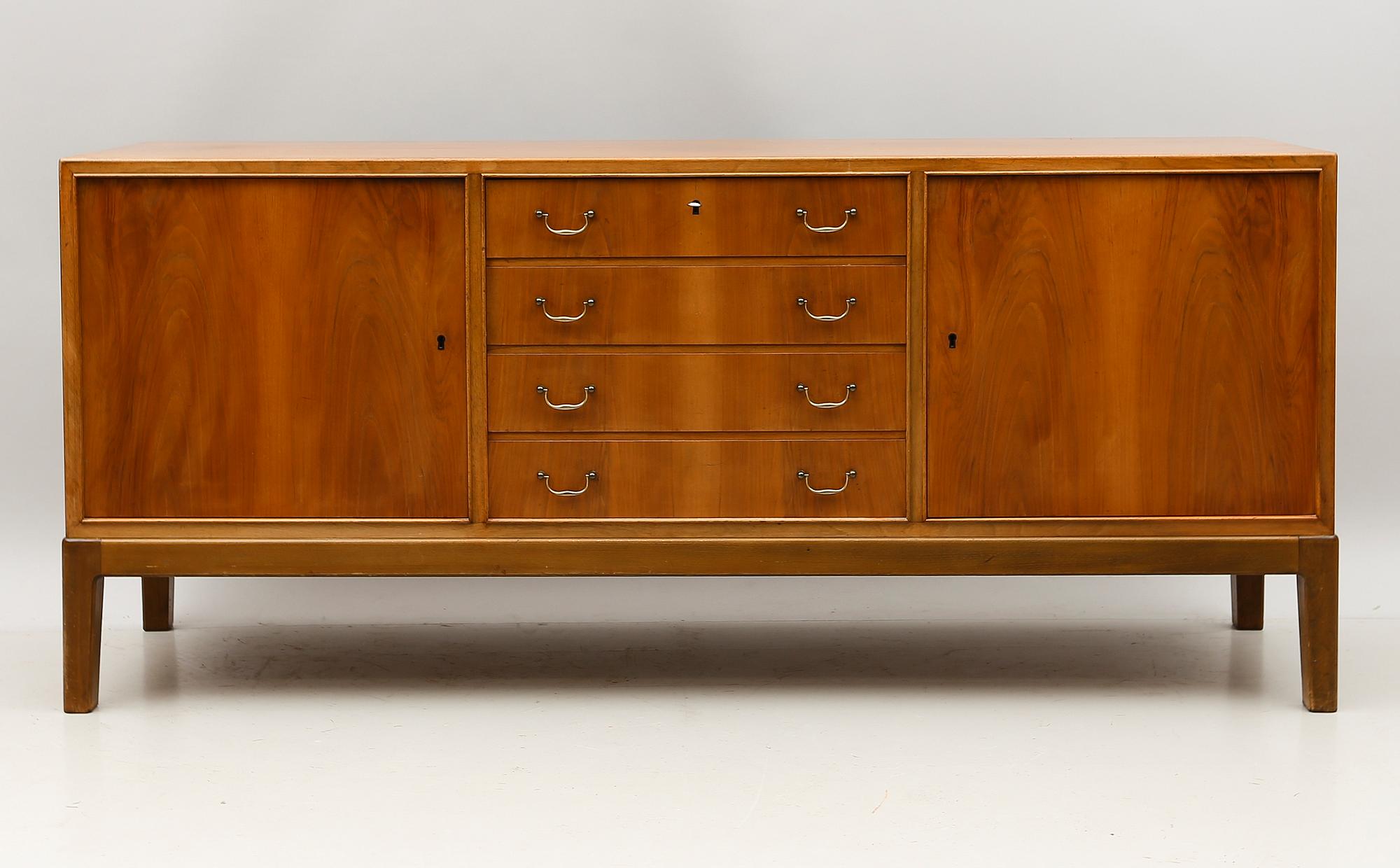 SIDEBOARD, Danmark, 1900-talets andra hälft.