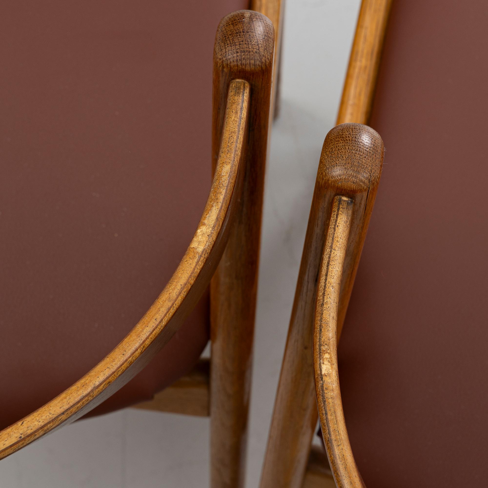 Dining table with four chairs, 1950s/60s.
