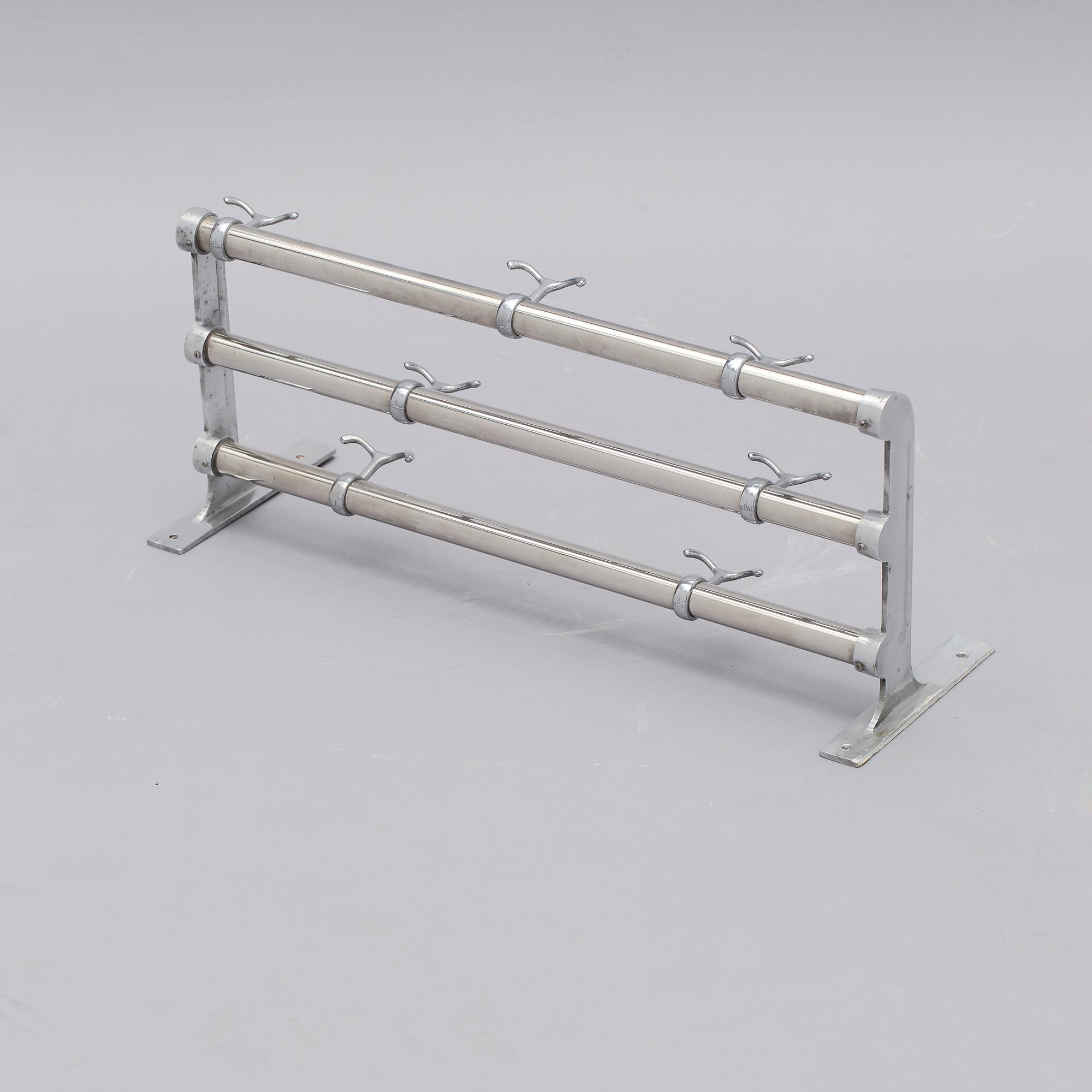 KLÄDHÄNGARE, 1900-tal.