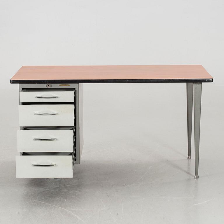 INDUSTRISKRIVBORD, metall, Kontorsmöbler Verkstads AB Lindqvist Motala.