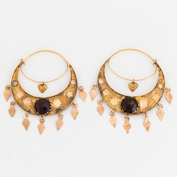A pair of empire earrings 18K gold with foiled, red, paste stones by Pehr Georg Fröberg Norrtälje.