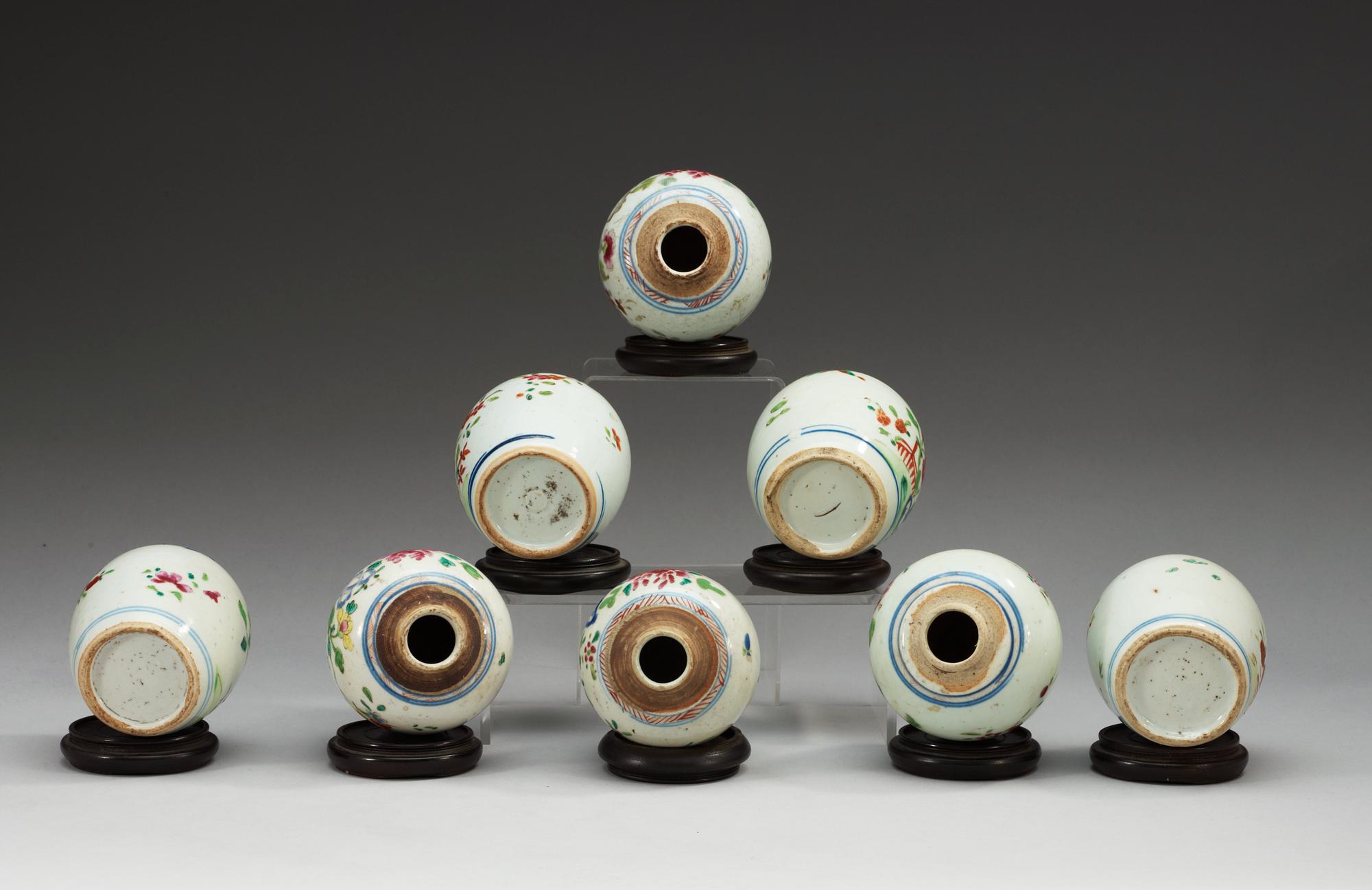 A matched set of eight famille rose tea caddys, Qing dynasty, ca 1800.