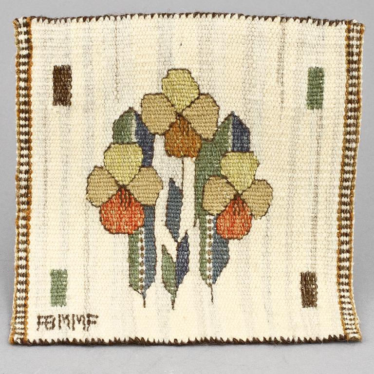 VÄVNAD, rölakansteknik med broderi, AB Märta Måås-Fjetterström, 1900-talets andra hälft.