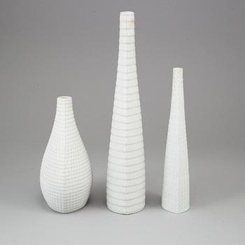 STIG LINDBERG, vaser, 3 st, stengods, "Reptil", Gustavsberg, i produktion 1953-63.