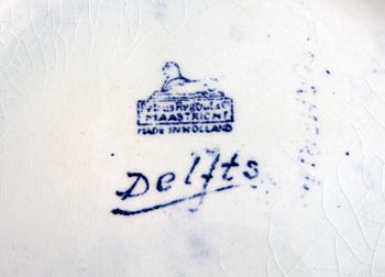 URNOR, ett par, fajans, Delft 1900-tal.