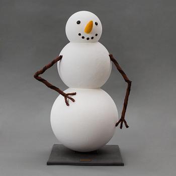 A snowman made by JoAnn Tan Studio for NK 2016.