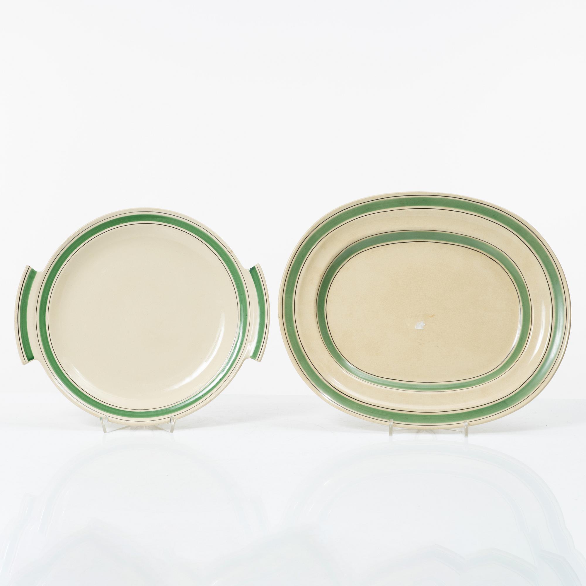 Wilhelm Kåge, An extensive "Bandarillo" dinner service, 86 pcs, Gustavsberg, in production 1933-1952.