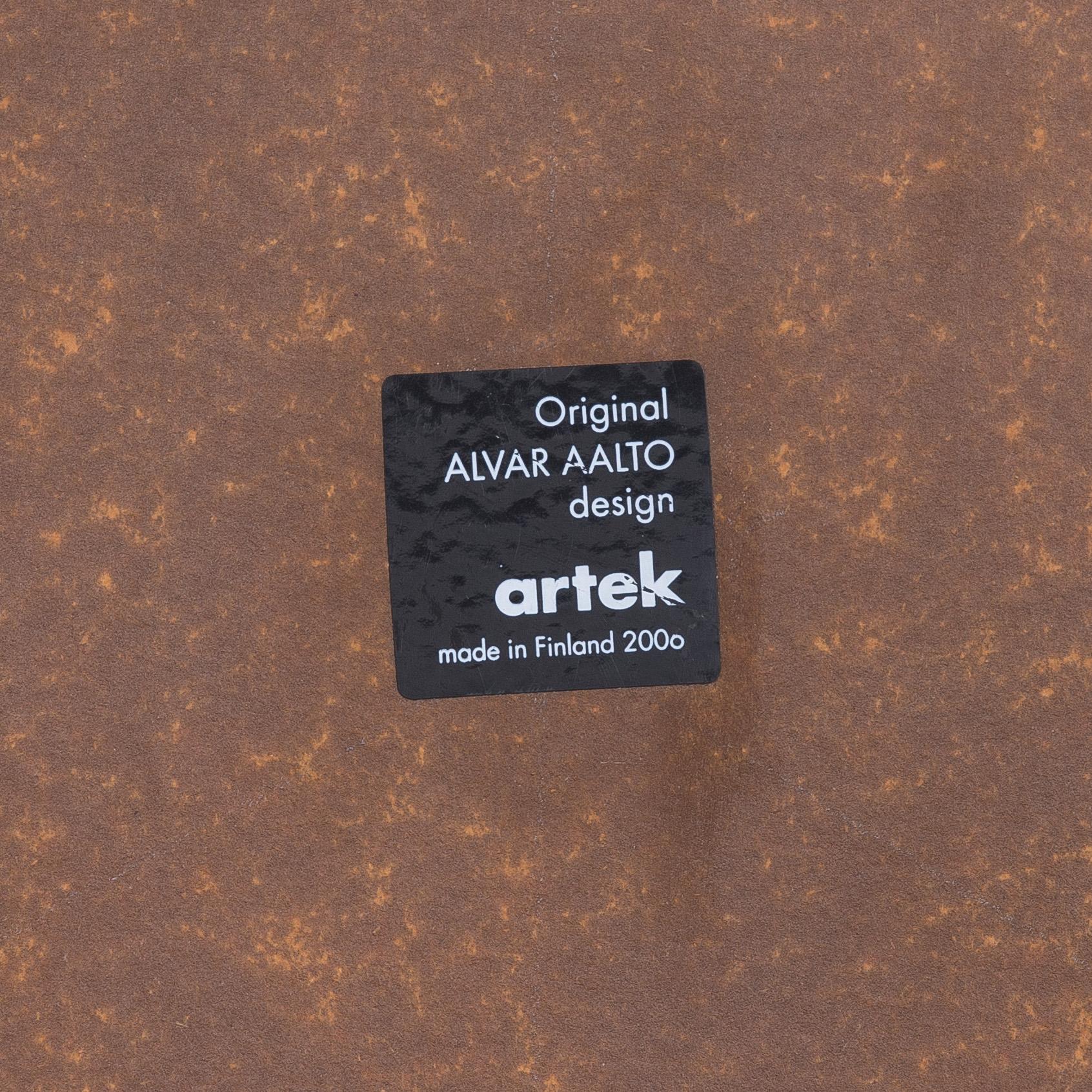 ALVAR AALTO, malli, X600, Artek 2006.